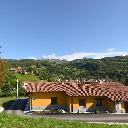 Apartamentos Fuente La Pipa Avín Extérieur photo